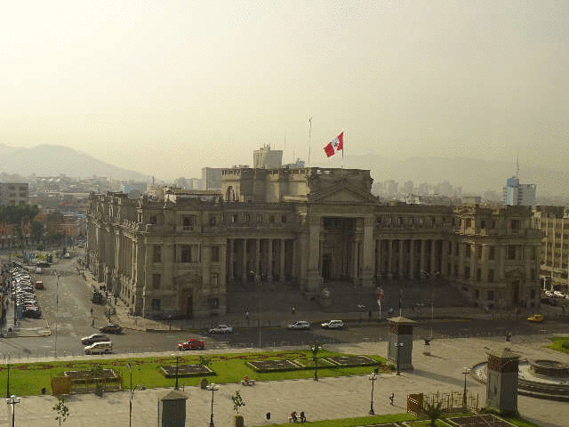 �z�e�����ӂ̎U��