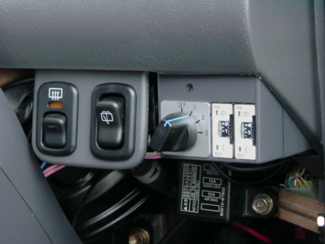 �R���g���[���[�ł��B